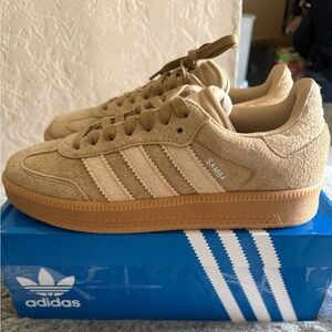 Adidas Samba XLG Sneakers Women’s 10 Men’s 9 Cardboard Beige Gum Sole NIB